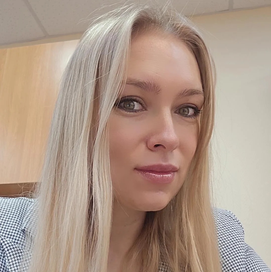 Привет! Я -Анна Кислова, психолог и психосоматолог. Для записи на личные онлайн-консуль...