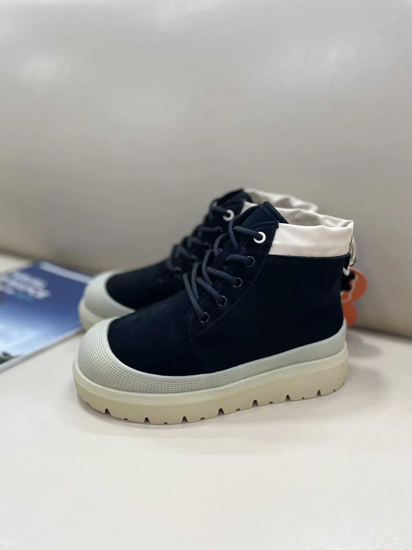 Стильные подростковые ботинки для девочек от бренда INDIGO KIDS из водонепроницаемого т...