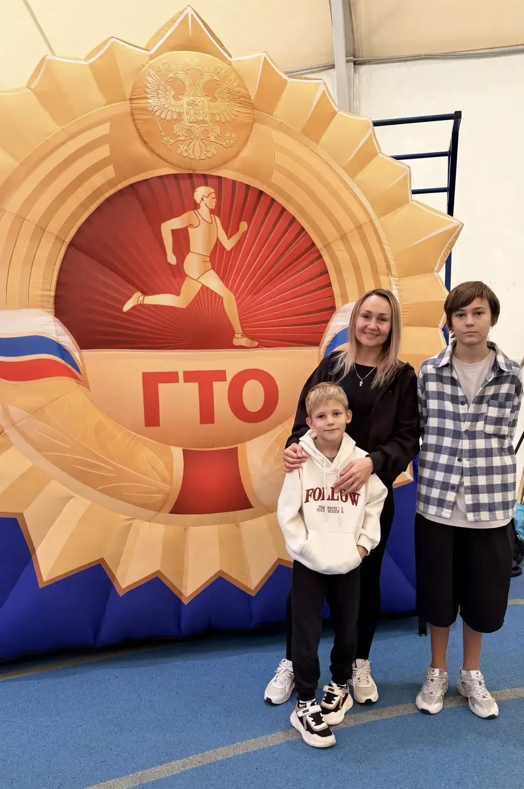Семья — одна команда: праздник спорта и единства на Васильевском!