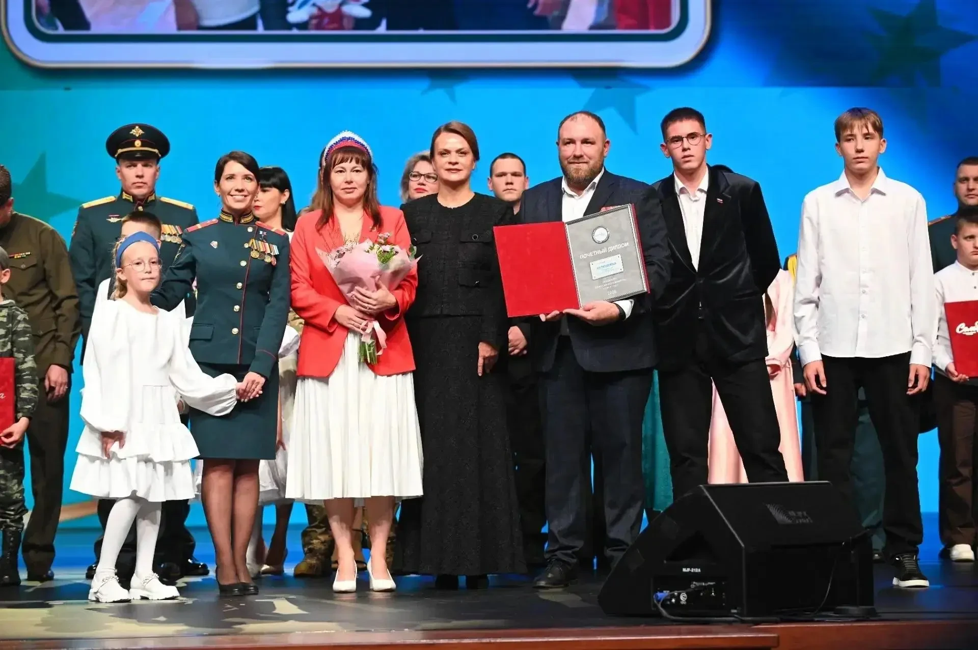 🏆 Семья из Дивногорска победила во всероссийском конкурсе «Семья года»