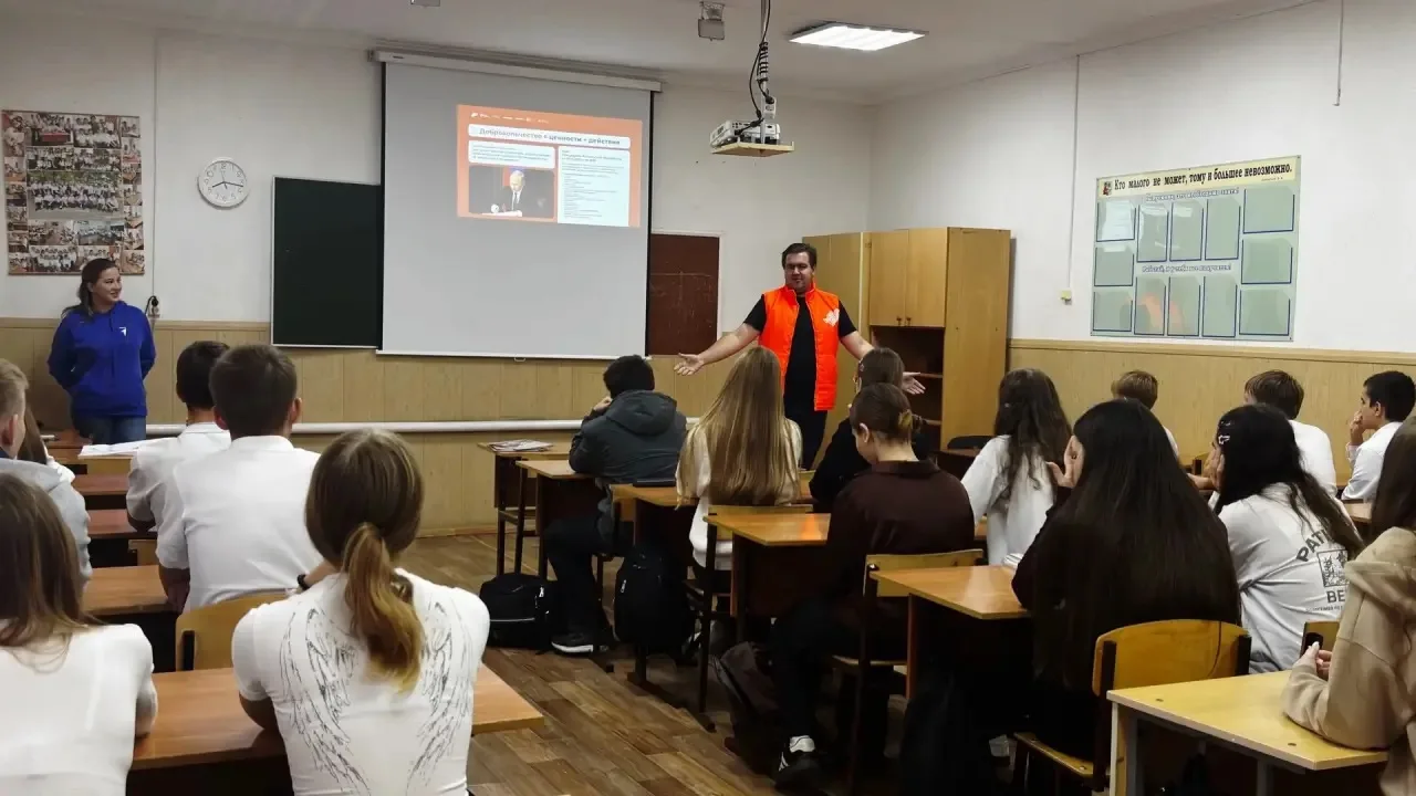 🍀В МБОУ СОШ № 7 им. К.К. Рокоссовского в городе Гулькевичи состоялся Добро.Урок от спе...