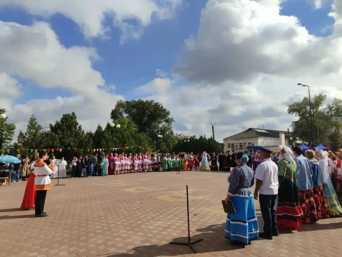 🎶 В Батайске прошёл XII фольклорный фестиваль «Покрова на Дону»