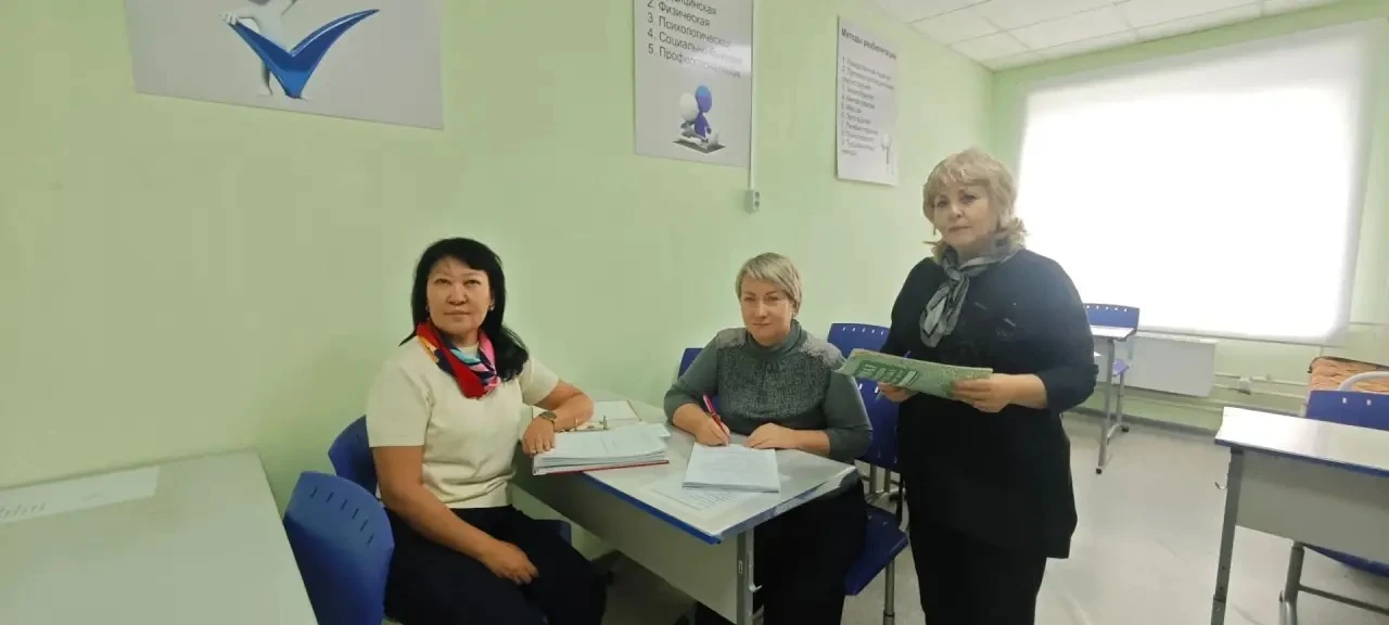 В нашем медицинском колледже начала работу специальная комиссия. В течение недели прово...