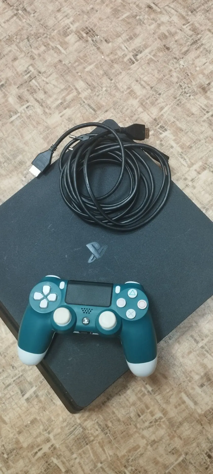 Sony PlayStation 4