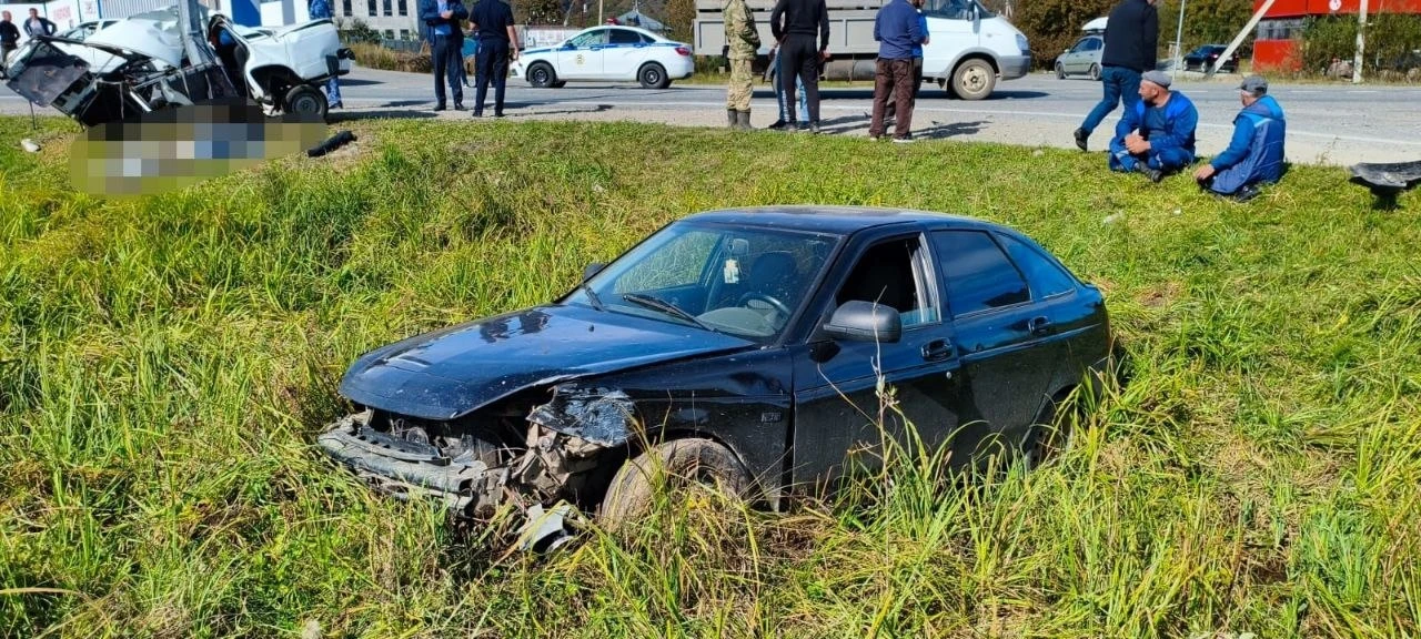 Трое погибли в аварии в Зеленчукском районе