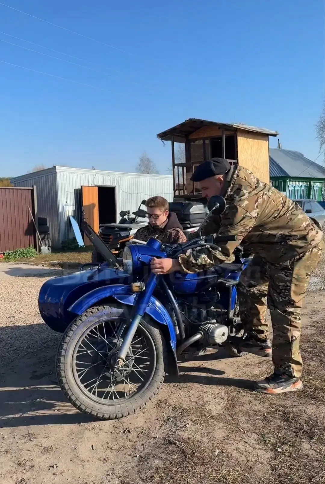 Ещё видос: 😉 https://vk.ru/clip-230525330_456239643?c=1