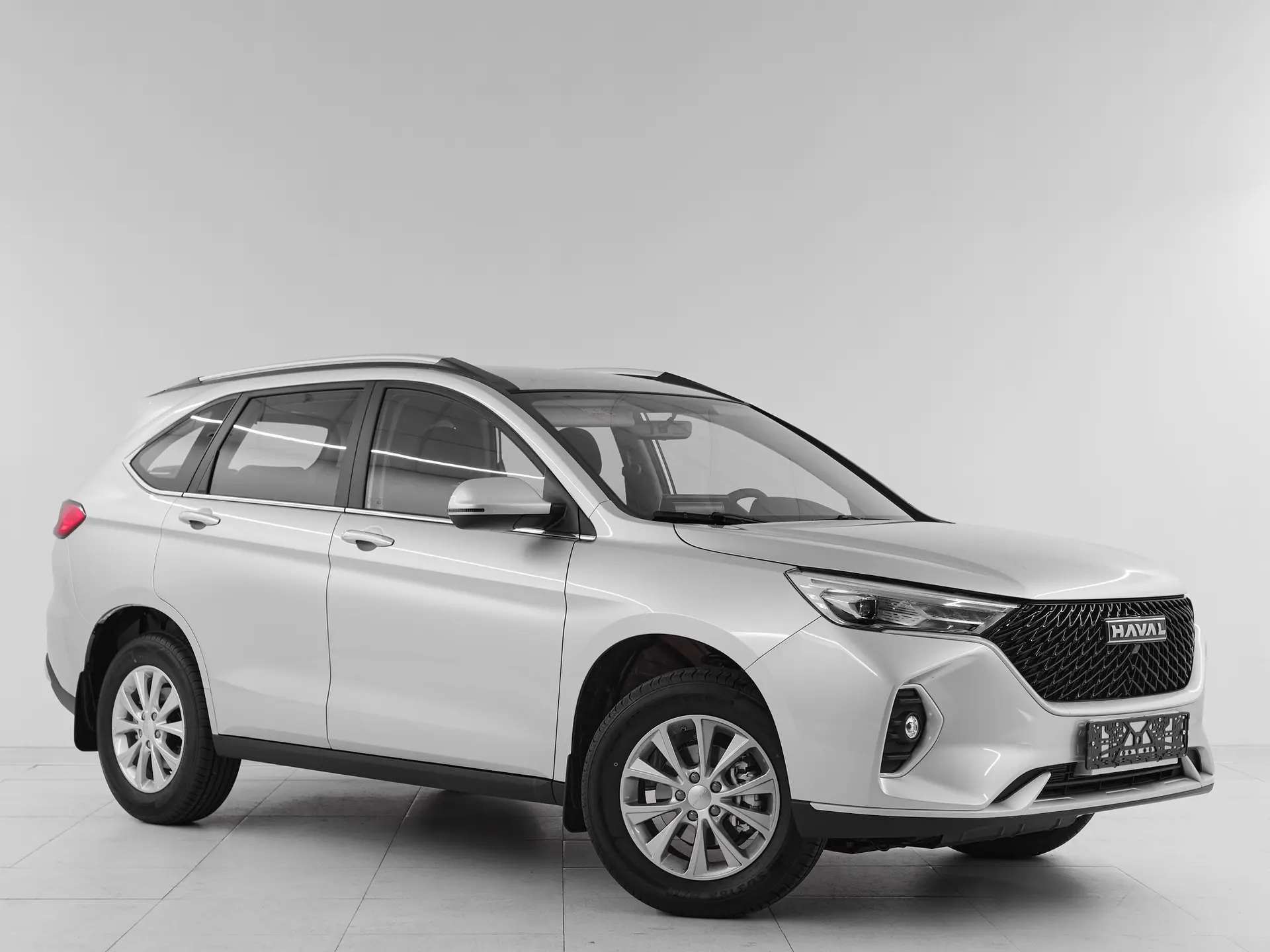 В НАЛИЧИИ Haval M6 2026 года в комплектации Оптимум с пробегом