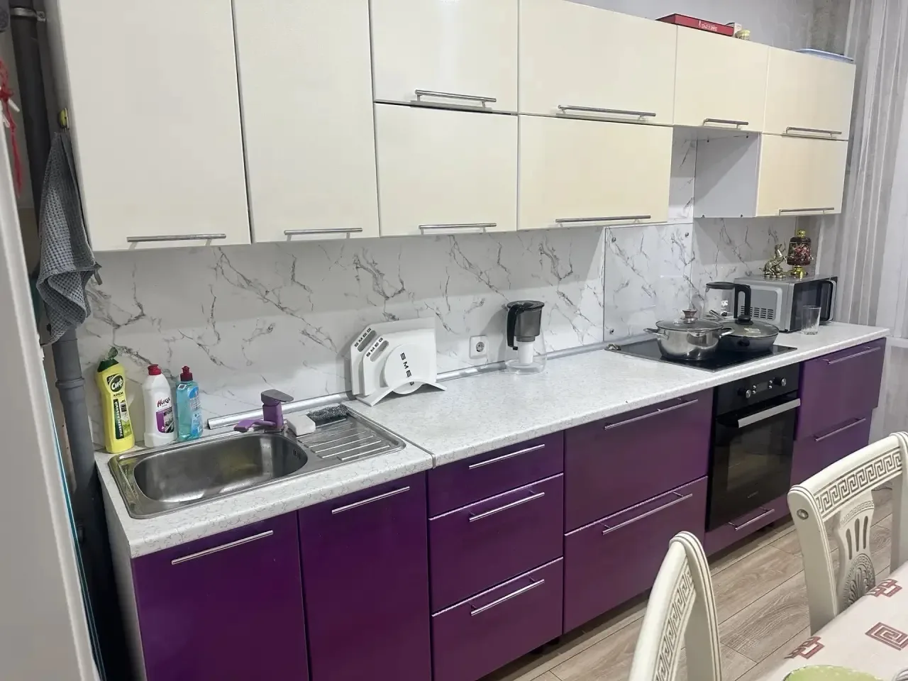 Срочно продам кухонный гарнитур за 29 тысяч.89237420117