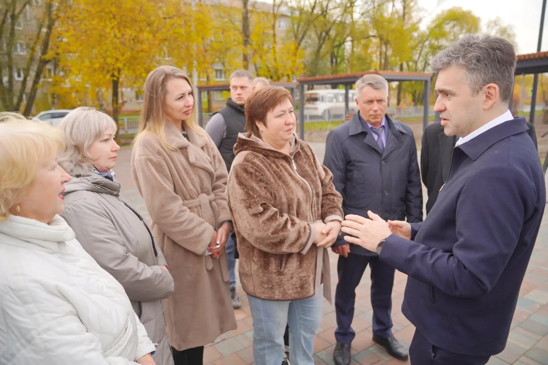 ⚡️ Губернатор поставил задачу устранить недочёты в благоустройстве сквера на улице Гага...