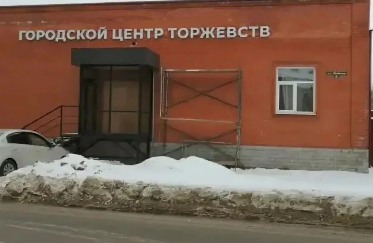 История с вывесками в центре Сызрани — это не просто бытовая зарисовка из жизни малого ...