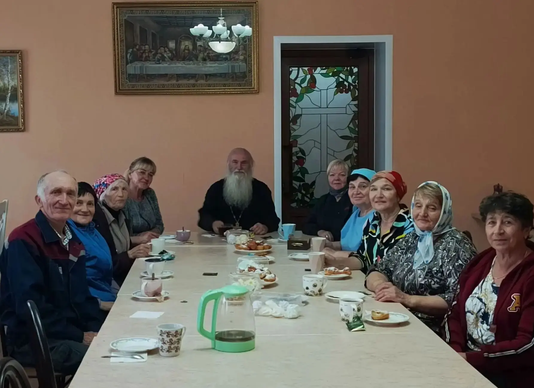 В теплой ☀️ и дружественной 🤝 обстановке, за чашечкой ароматного чая 🍵, встретились д...