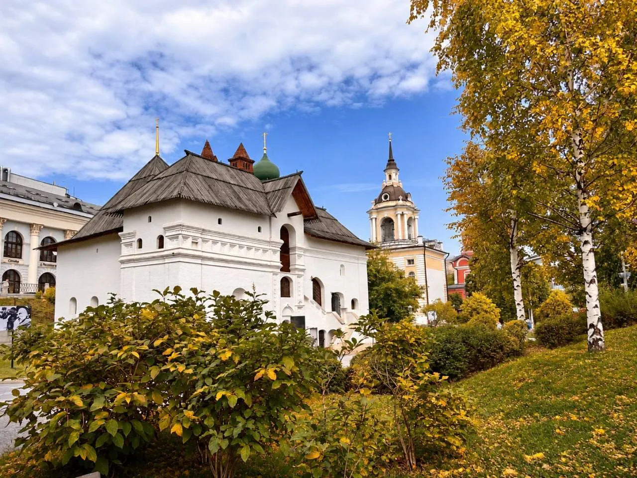День бесплатного посещения Старого Английского двора ⛪