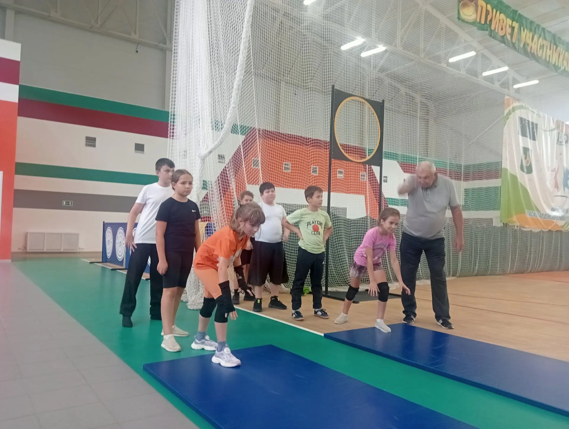 На базе ФОК " Кавказ " прошёл очередной тренировочный процесс по волейболу. Спортсмены ...