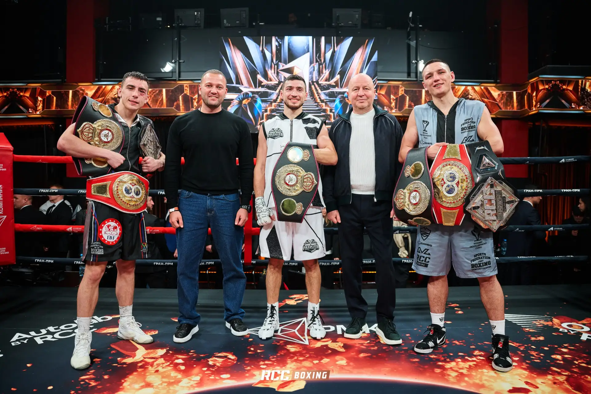 В Екатеринбурге прошел масштабный Вечер бокса RCC Boxing Promotions, где разыграли сраз...