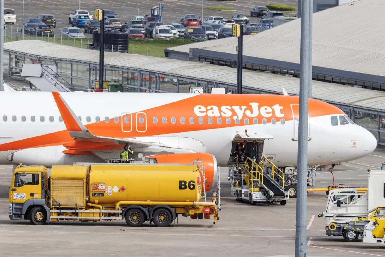 🇬🇧 easyJet сокращает зимнюю программу из-за дорогого керосина