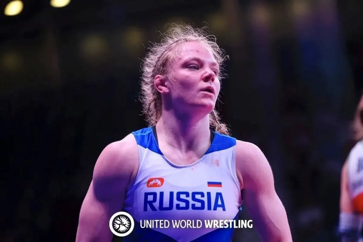 Россиянка Алина Шевченко завоевала золото на молодежном чемпионате мира по спортивной б...