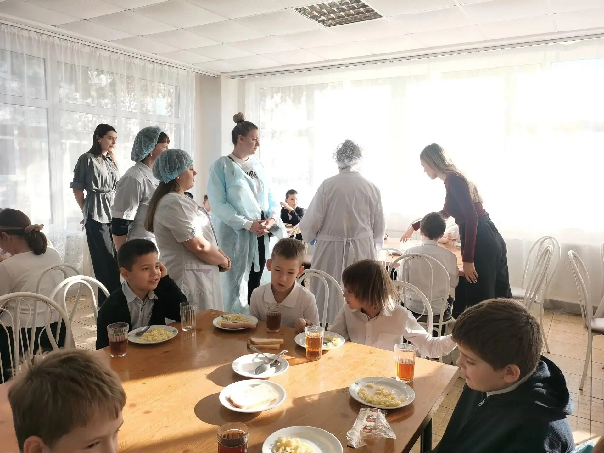 В начальной школе проведён «Родительский контроль» за организацией питания.