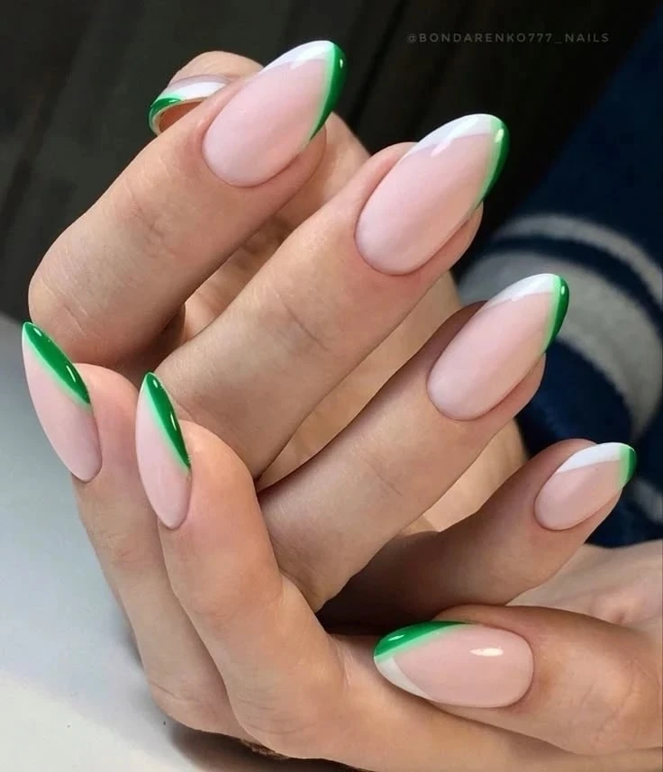 Маникюр💅