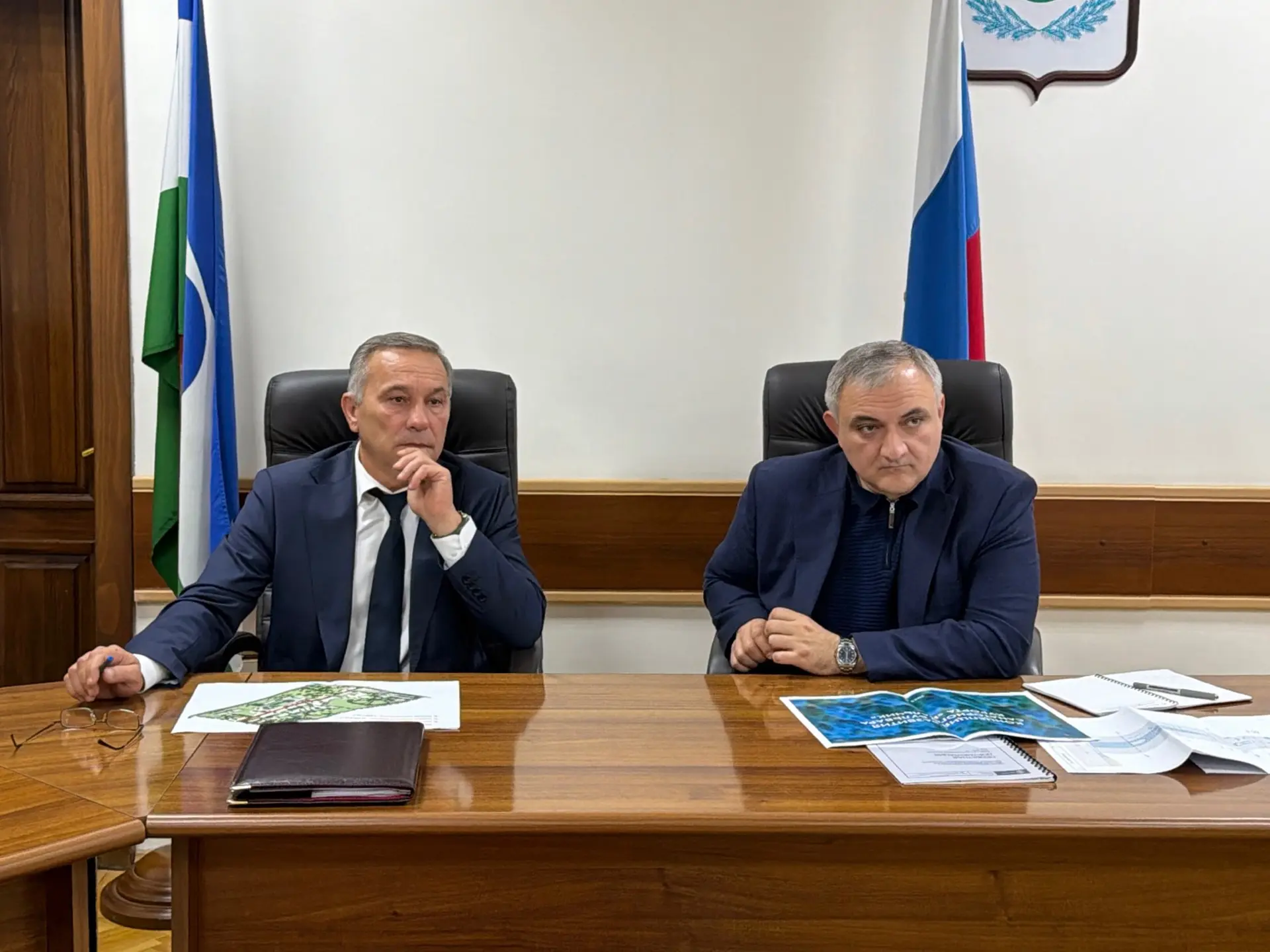 Совместно с исполняющим обязанности министра строительства и жилищно-коммунального хозя...
