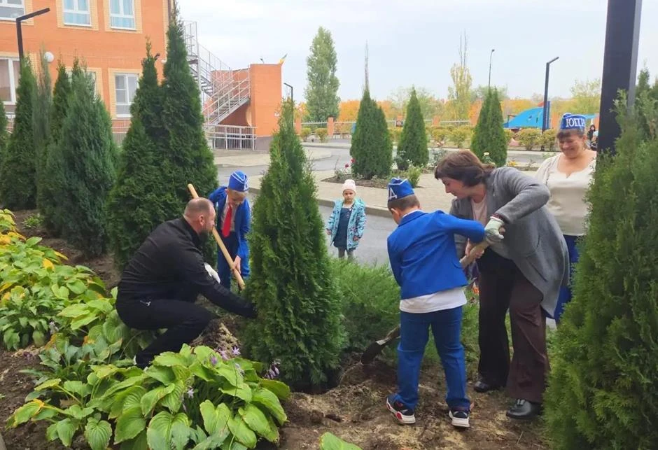 🌿 🌱 Город Шахты присоединился к областному Дню древонасаждения!