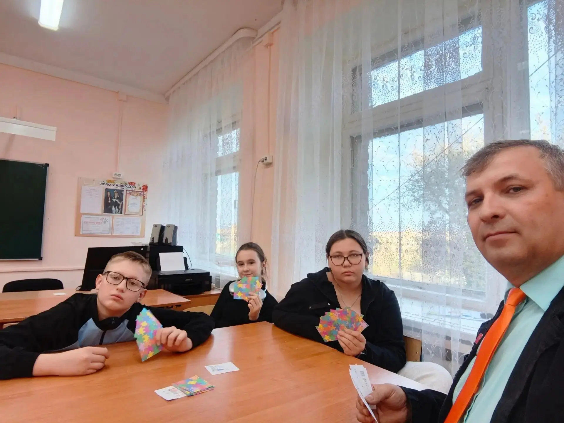 💢Мы команда "Рука помощи"!