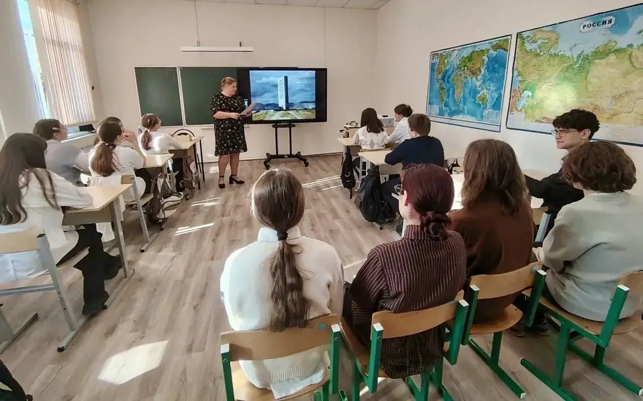 🎖️ 9 октября — День разгрома немецко‑фашистских войск в битве за Кавказ. Этот день офи...