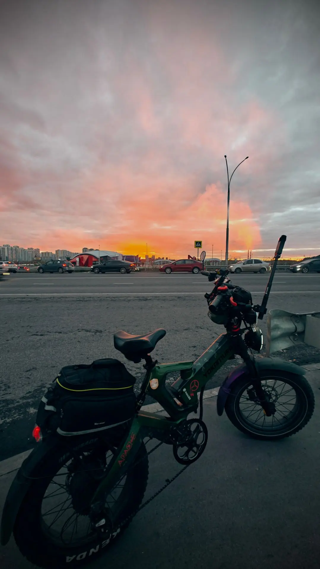 Фото