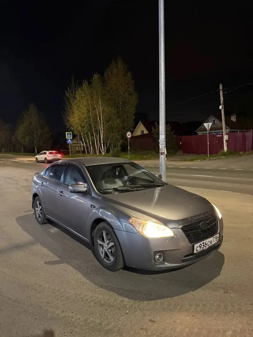 В продаже FAW BESTURN B50