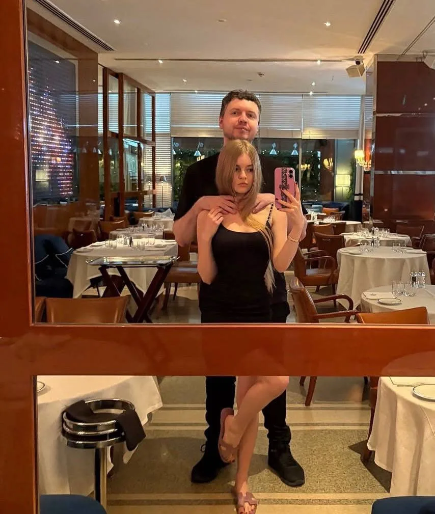 «Моя малютка ❤️» : Папич поделился фотографиями  со своей новой девушкой