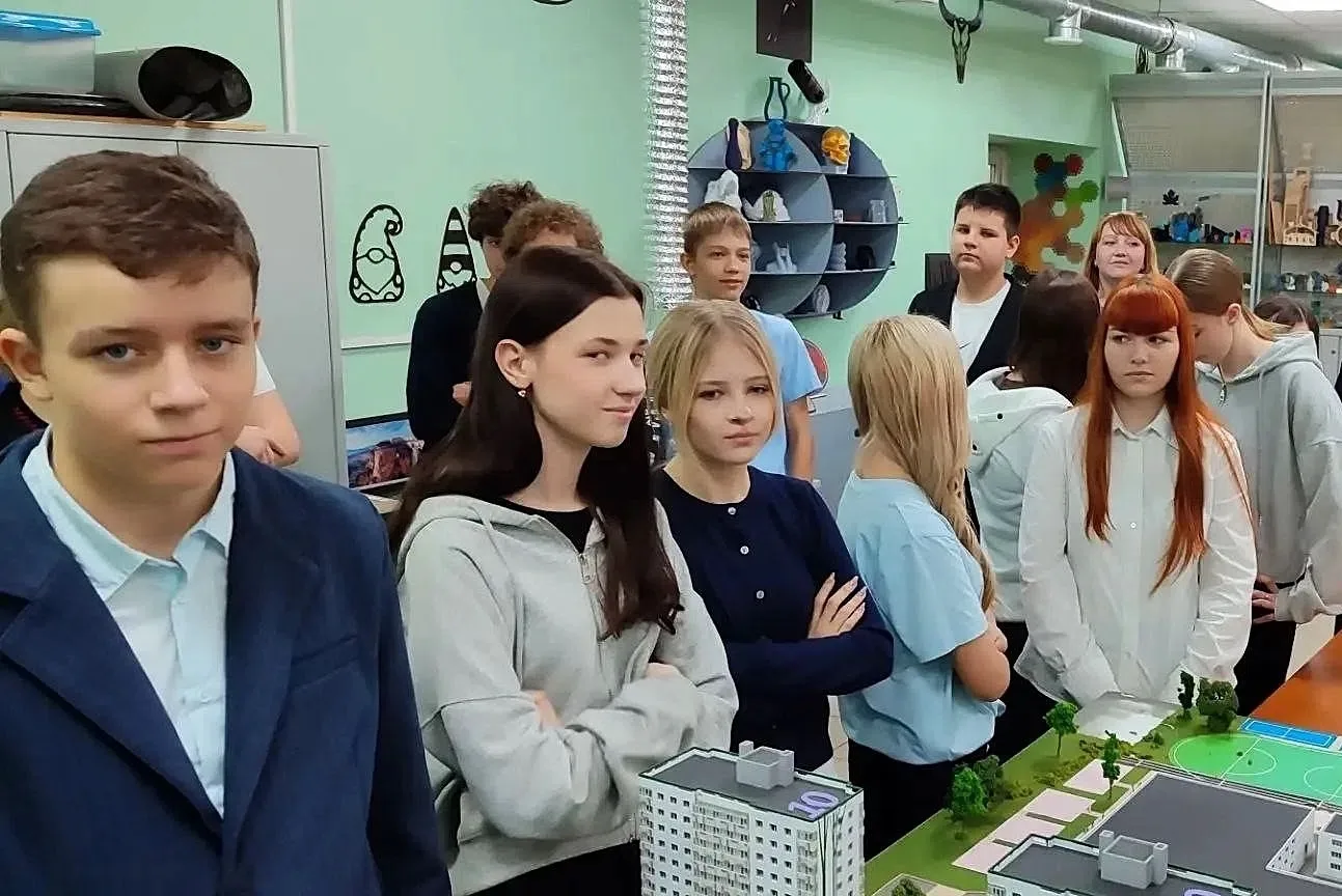 ⚙В Центре «Технополис» ТвГТУ учеников тверской школы познакомили с современными техноло...