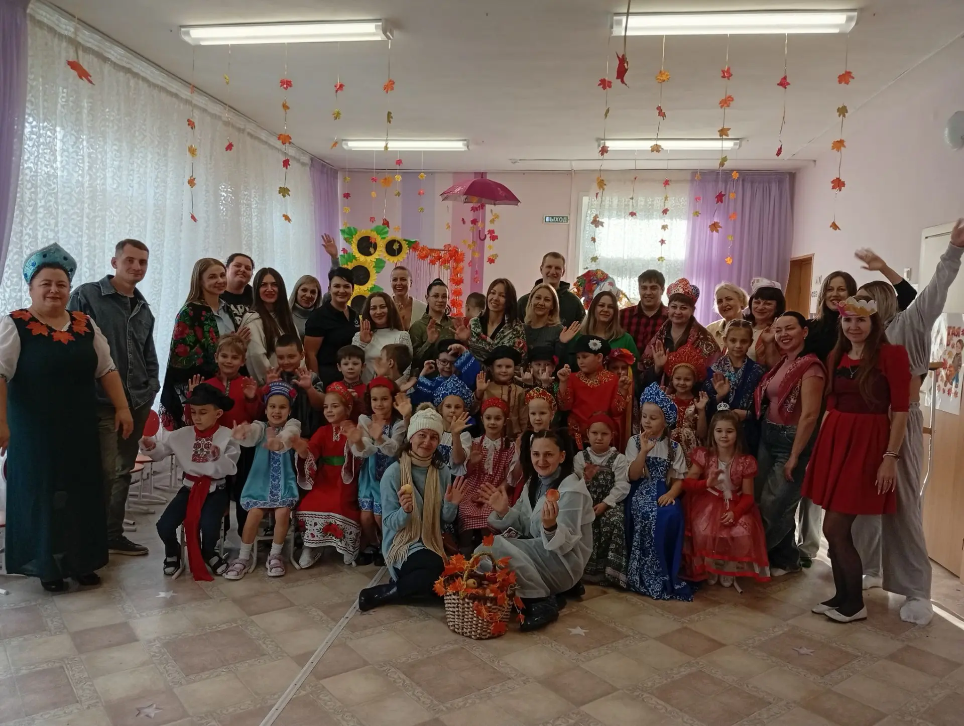 Осенняя ярмарка группы «Веселые карандаши»🍂🎆🍭🥮