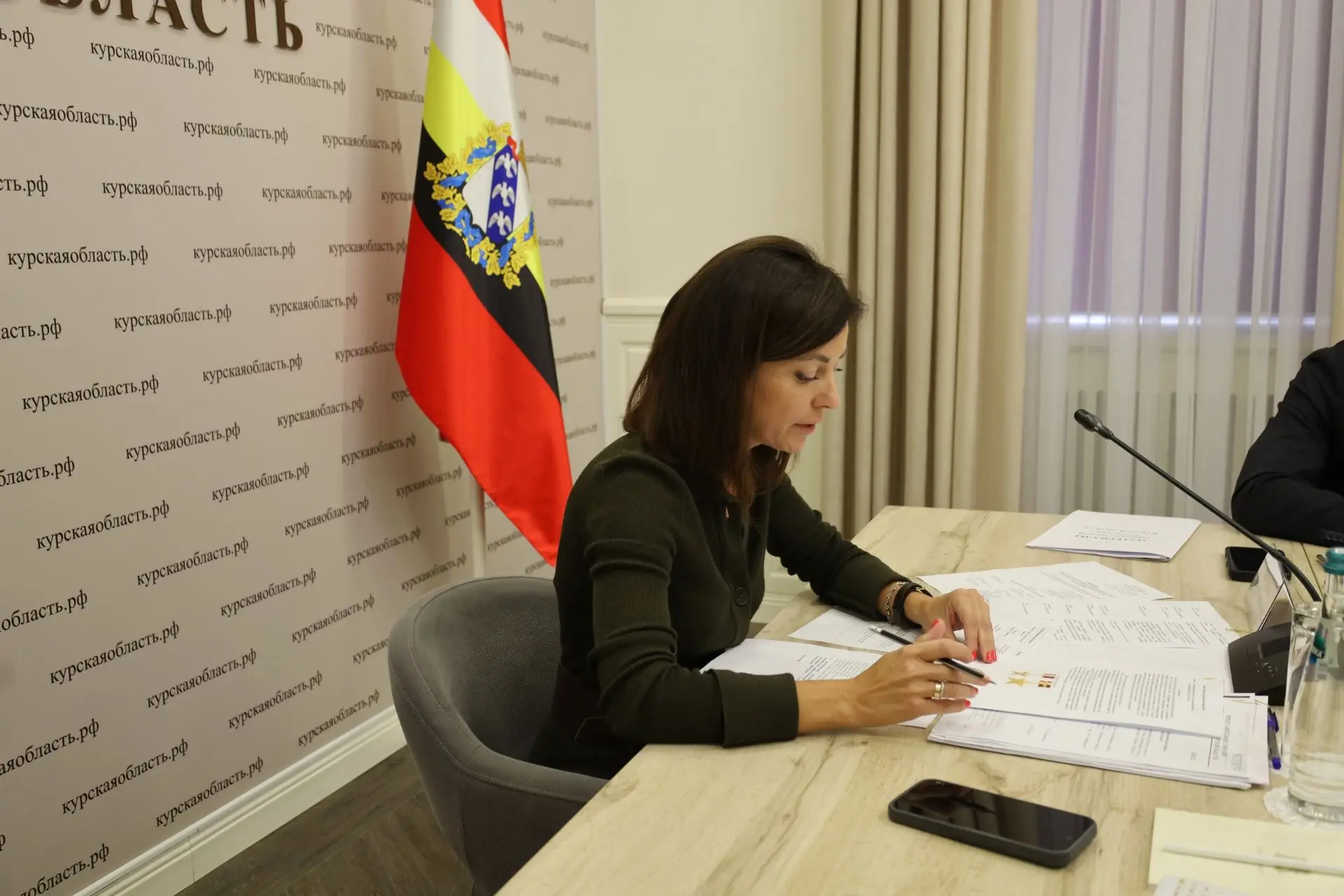 В Курской области обсудили предложения о новых региональных наградах