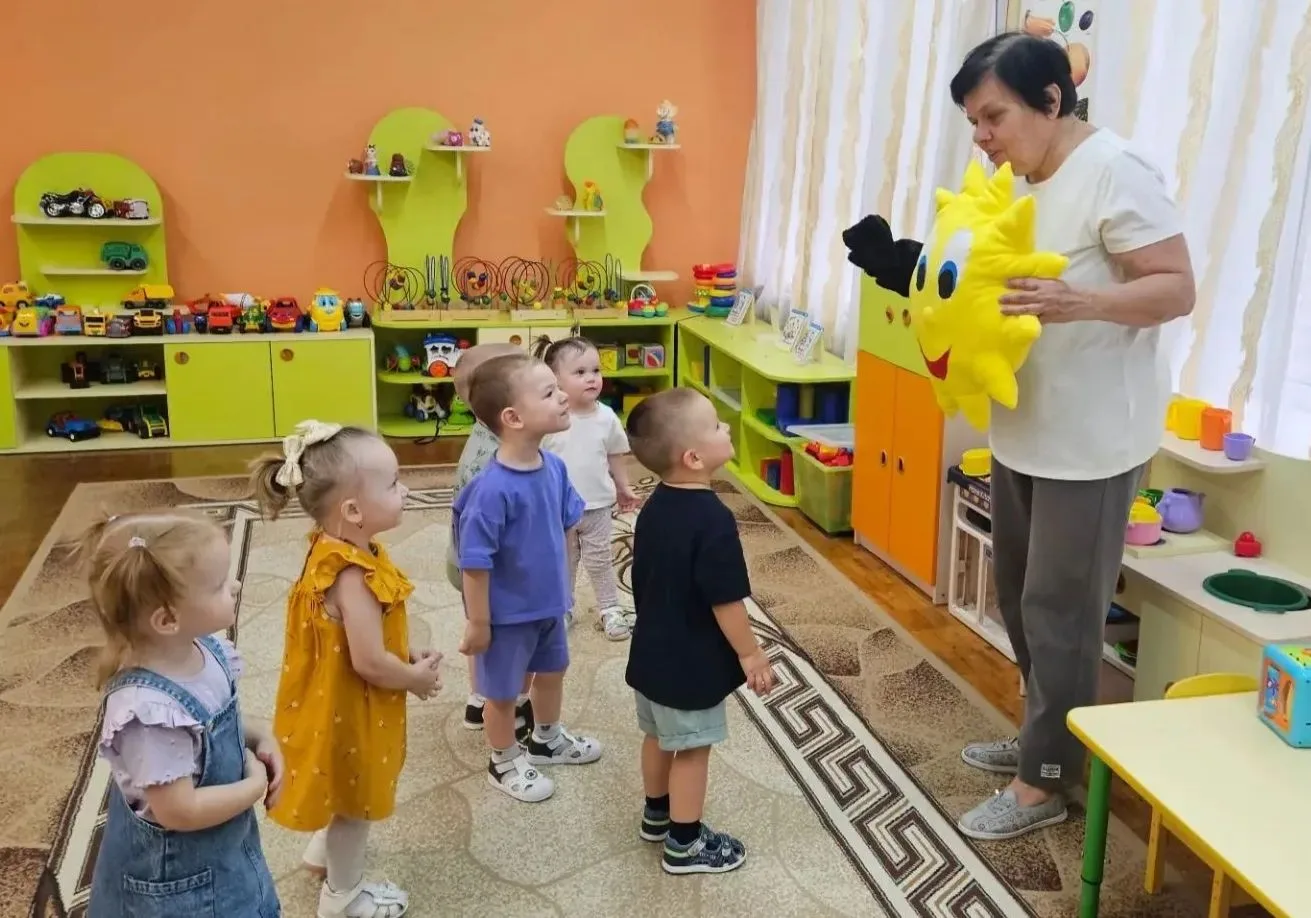 ДОШКОЛЬНОЕ ОТДЕЛЕНИЕ детский сад "РОМАШКА"