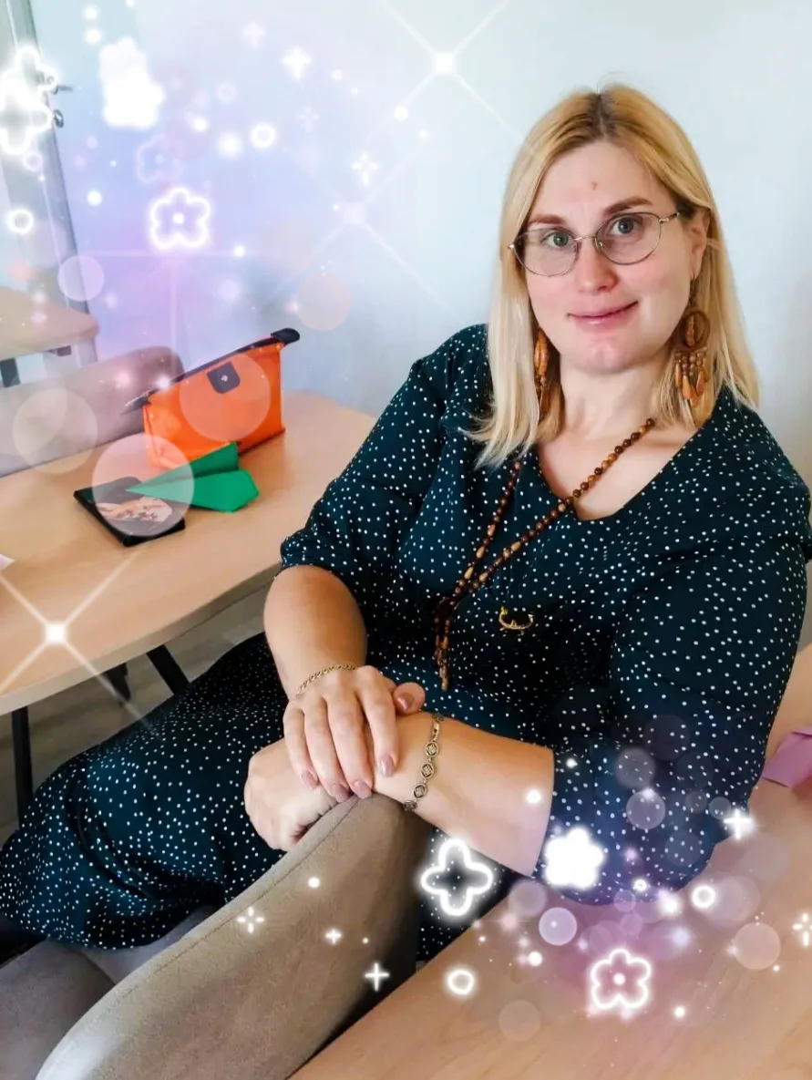 Почему счастливые люди кажутся нам странными?🤔