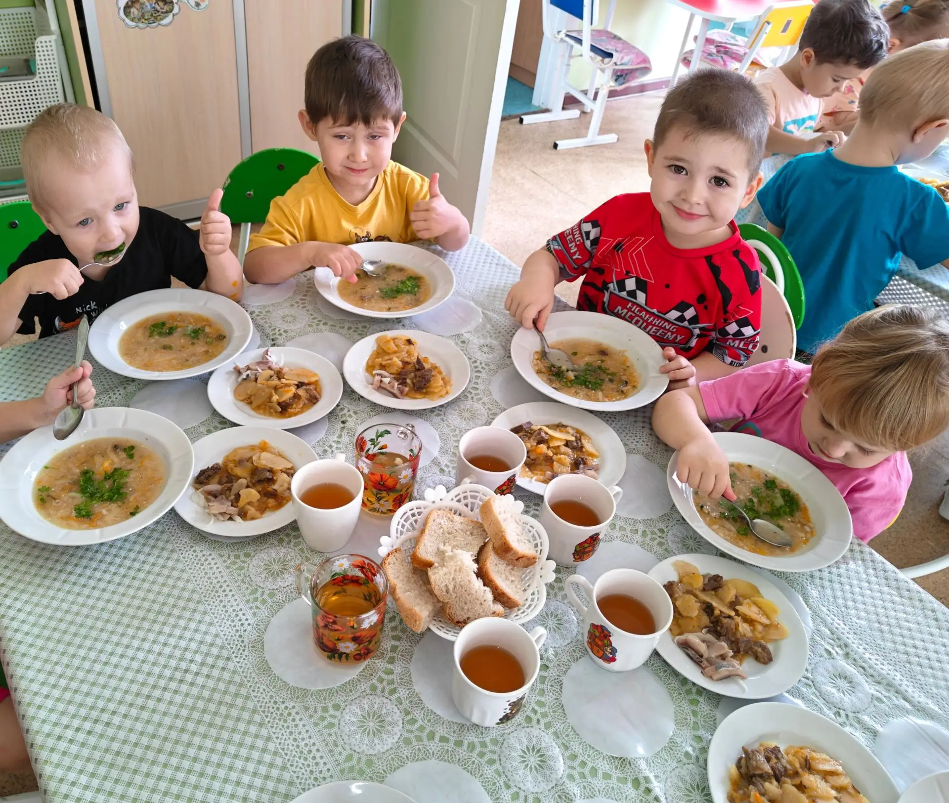 🍁Наступила осень и пришла пора убирать овощи с огородной грядки🥒🍅. Малыши из группы ...
