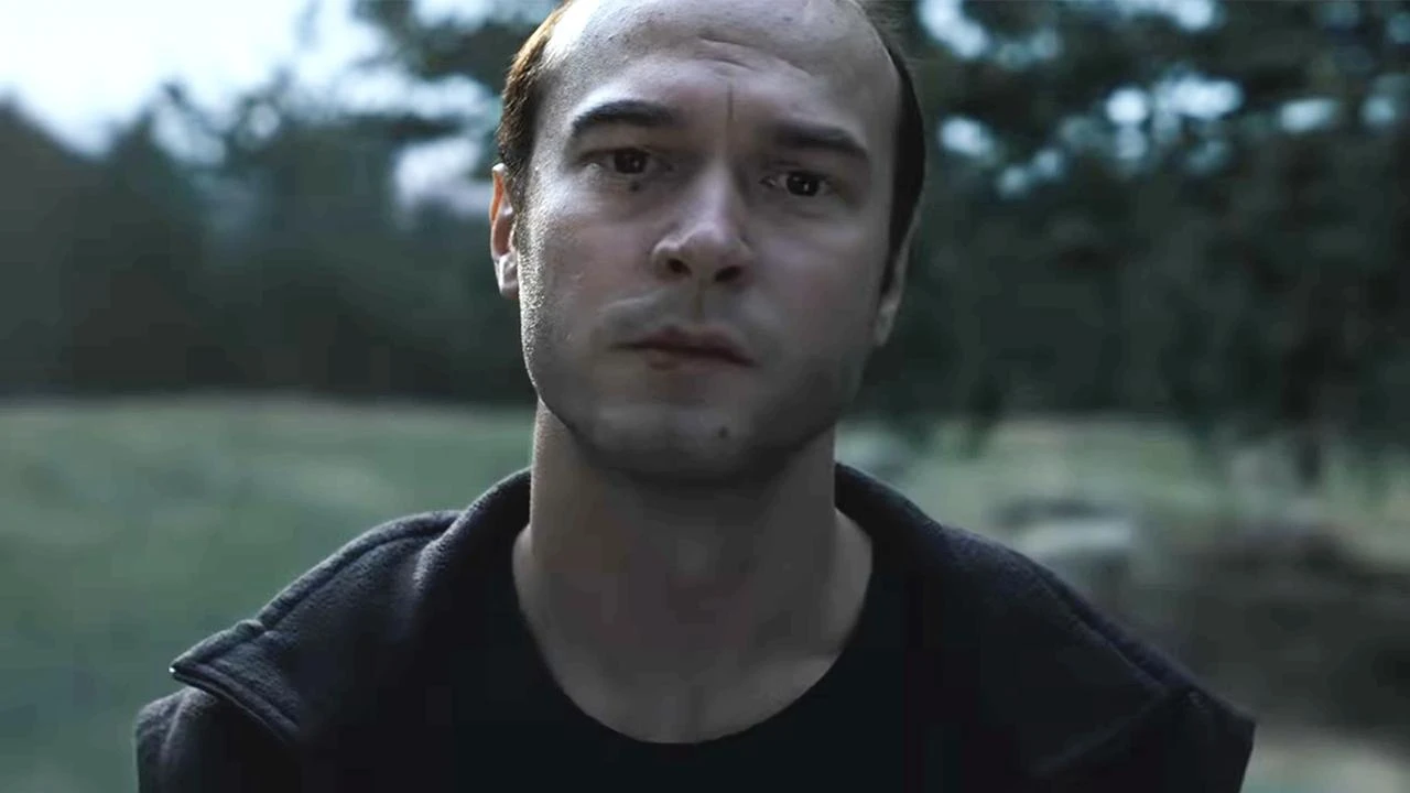 Фильм про OpenAI с Юрой Борисовым выйдет в России 21 января 2027 года 🎬