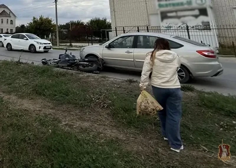 Мотоциклист не справился с управлением в Михайловском районе
