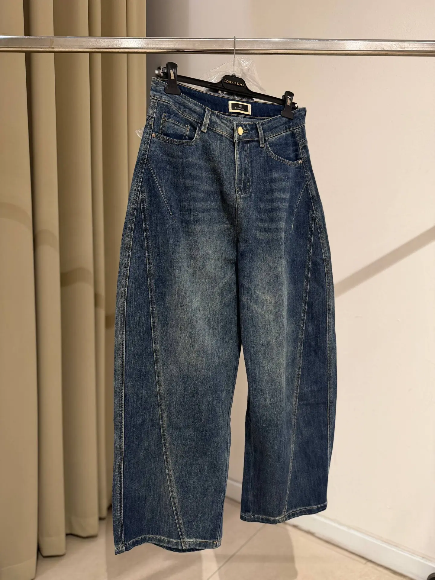 👖Вечная Классика и Удобство в Каждом Шаге