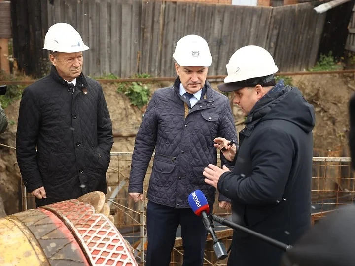 В Новосибирске приступили к строительству канализационного коллектора, который обеспечи...