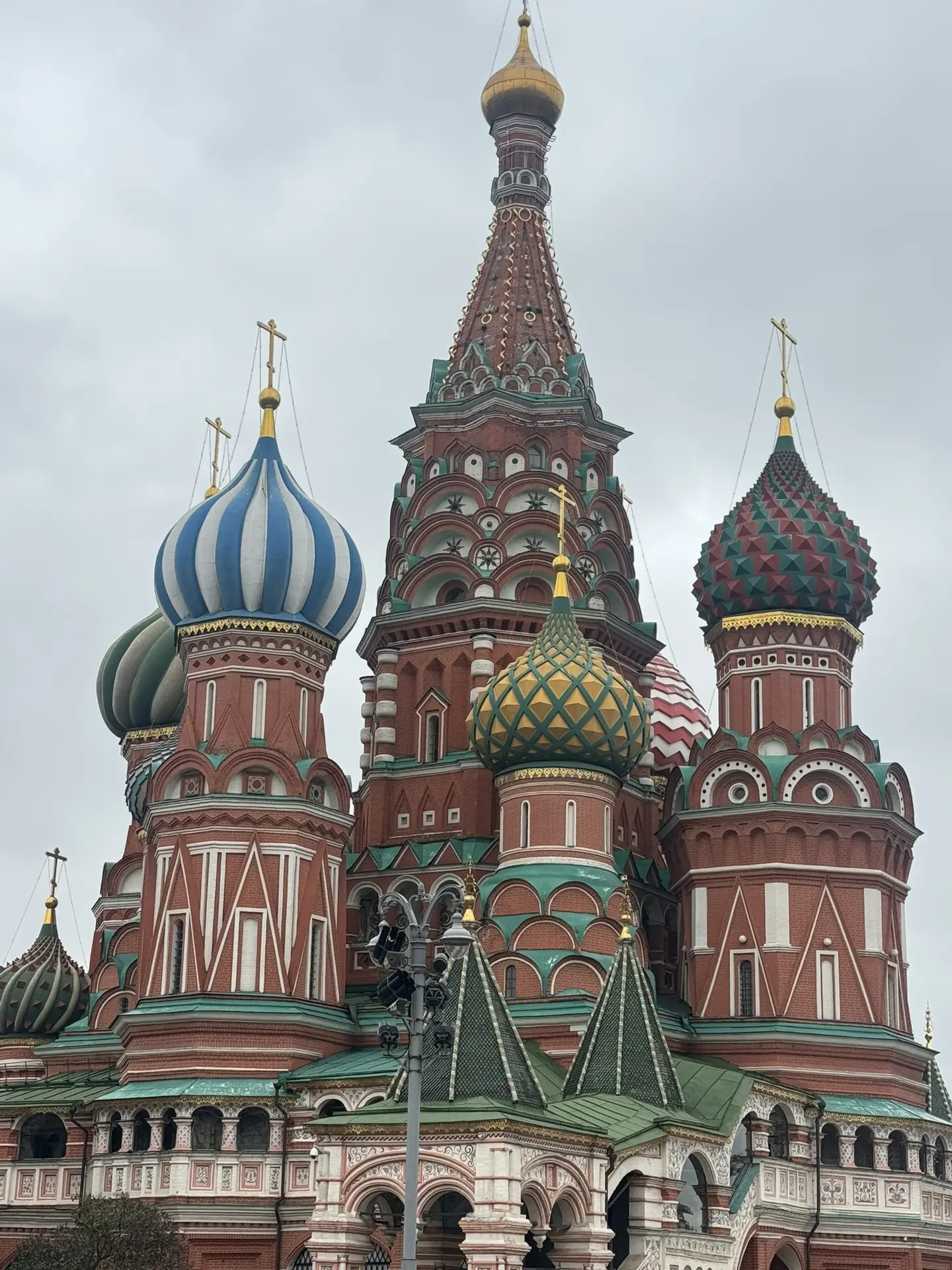 Ну что ж, пришло время наконец-то рассказать про нашу поездку в Москву уже более подроб...