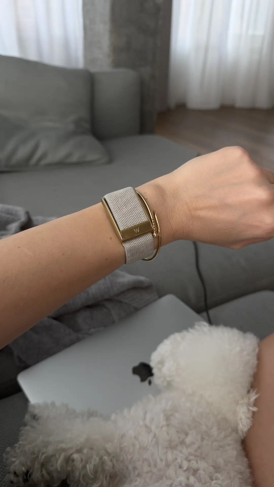 Я уже год ношу браслет WHOOP⌚️, сначала как то купила по фану, просто его было много в ...