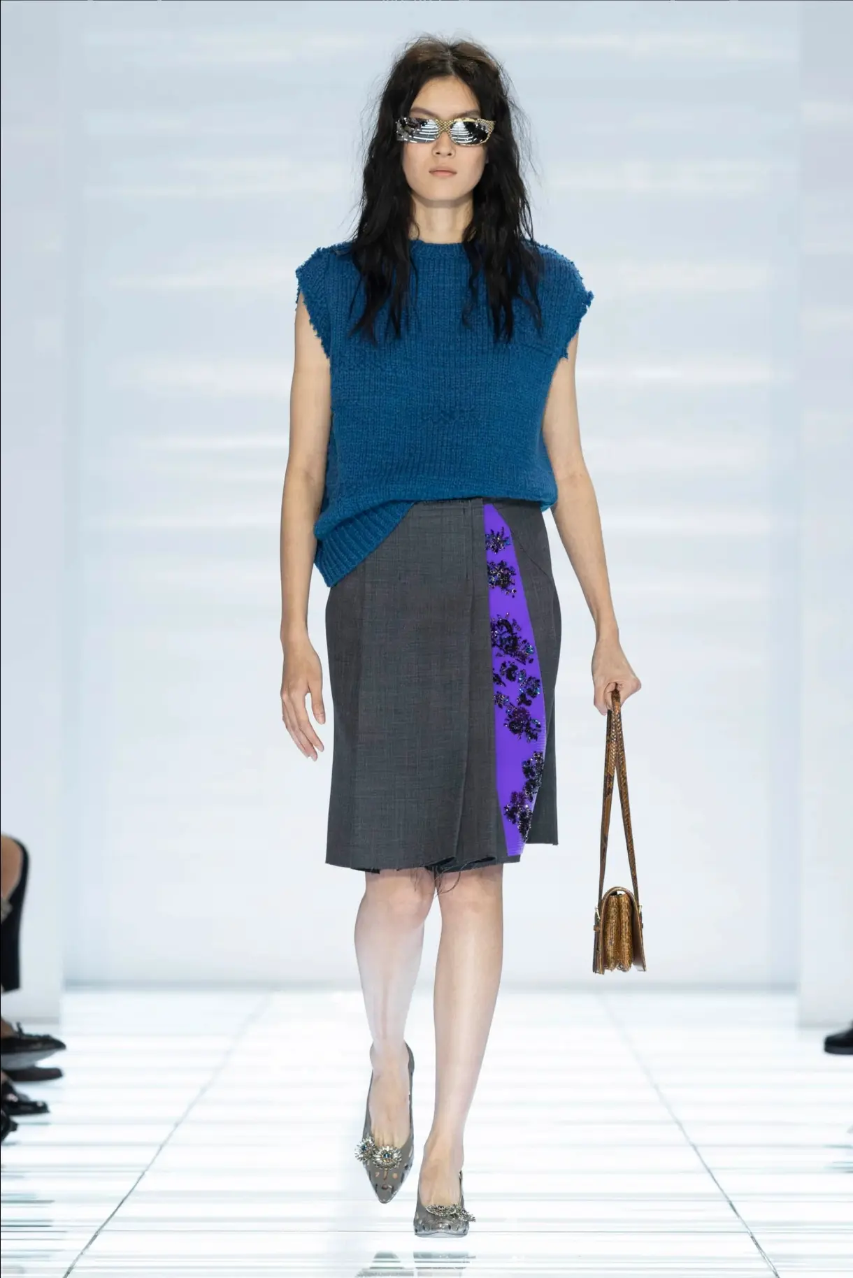 "Юбка как объект" называется эта коллекция ss'27 Prada.