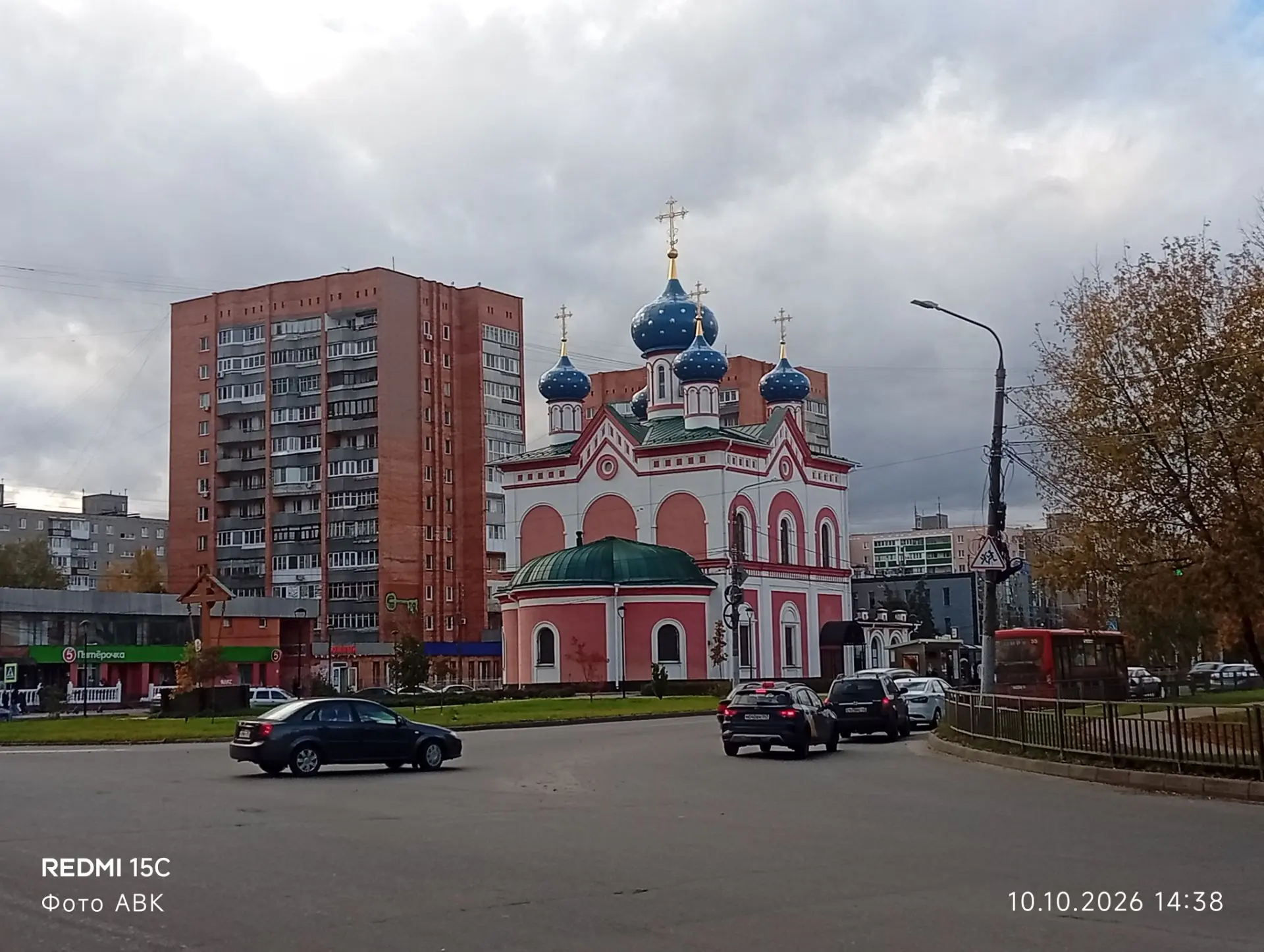 Ну и "вдогонку" несколько видов моего родного района.