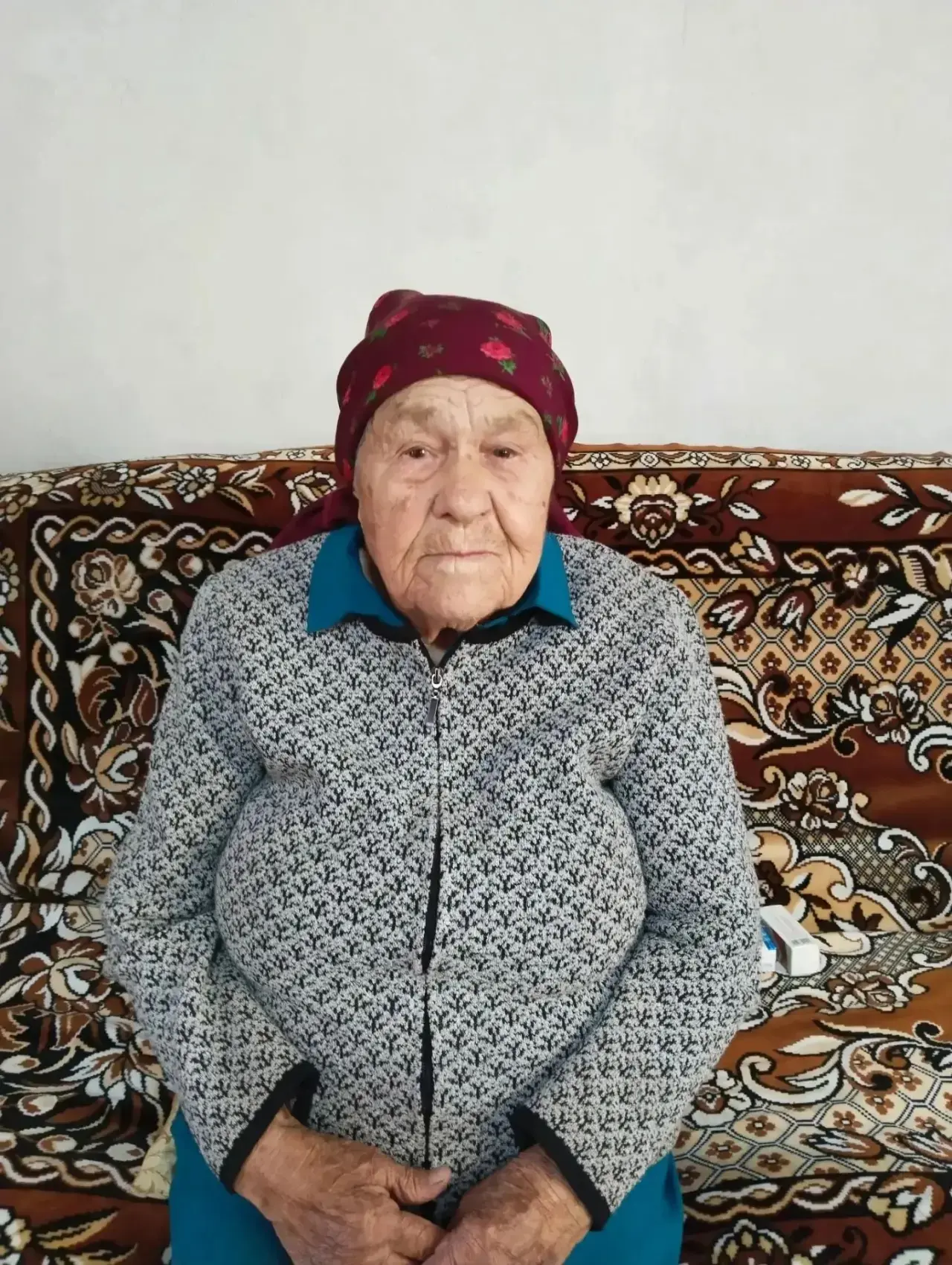 🎉 16 октября отмечает свой 94 день рождения жительница Кяхтинского района Софья Петров...