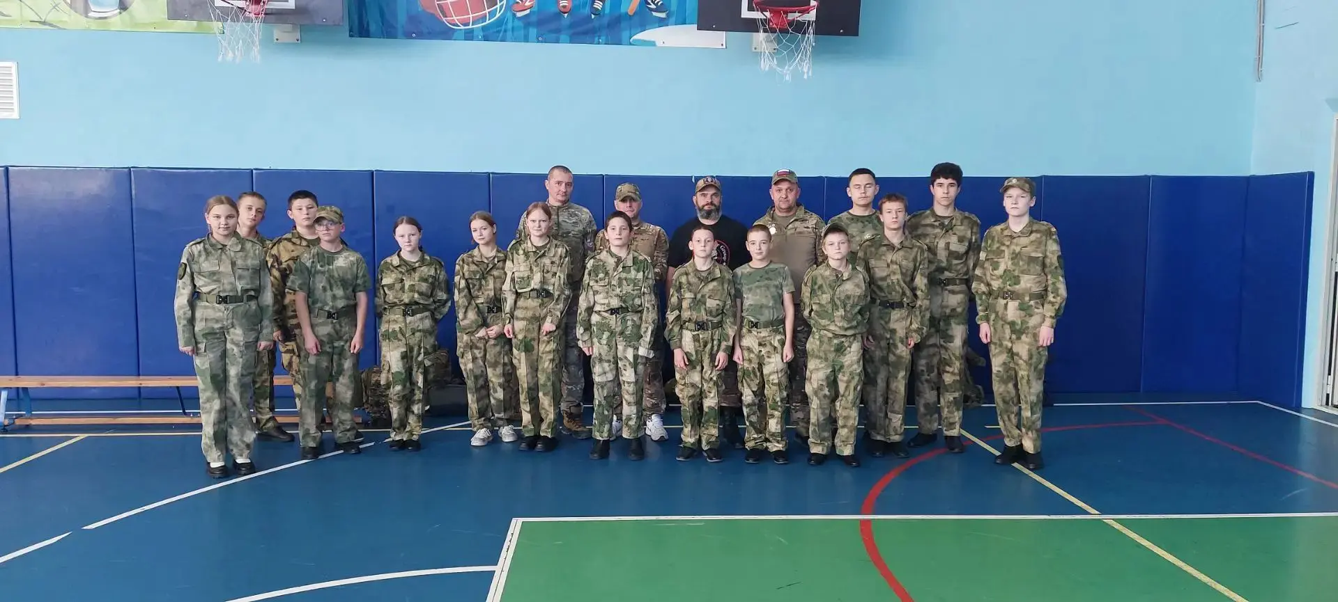 Будущие защитники: на базе Изварской школы прошел «Полигон возможностей»!