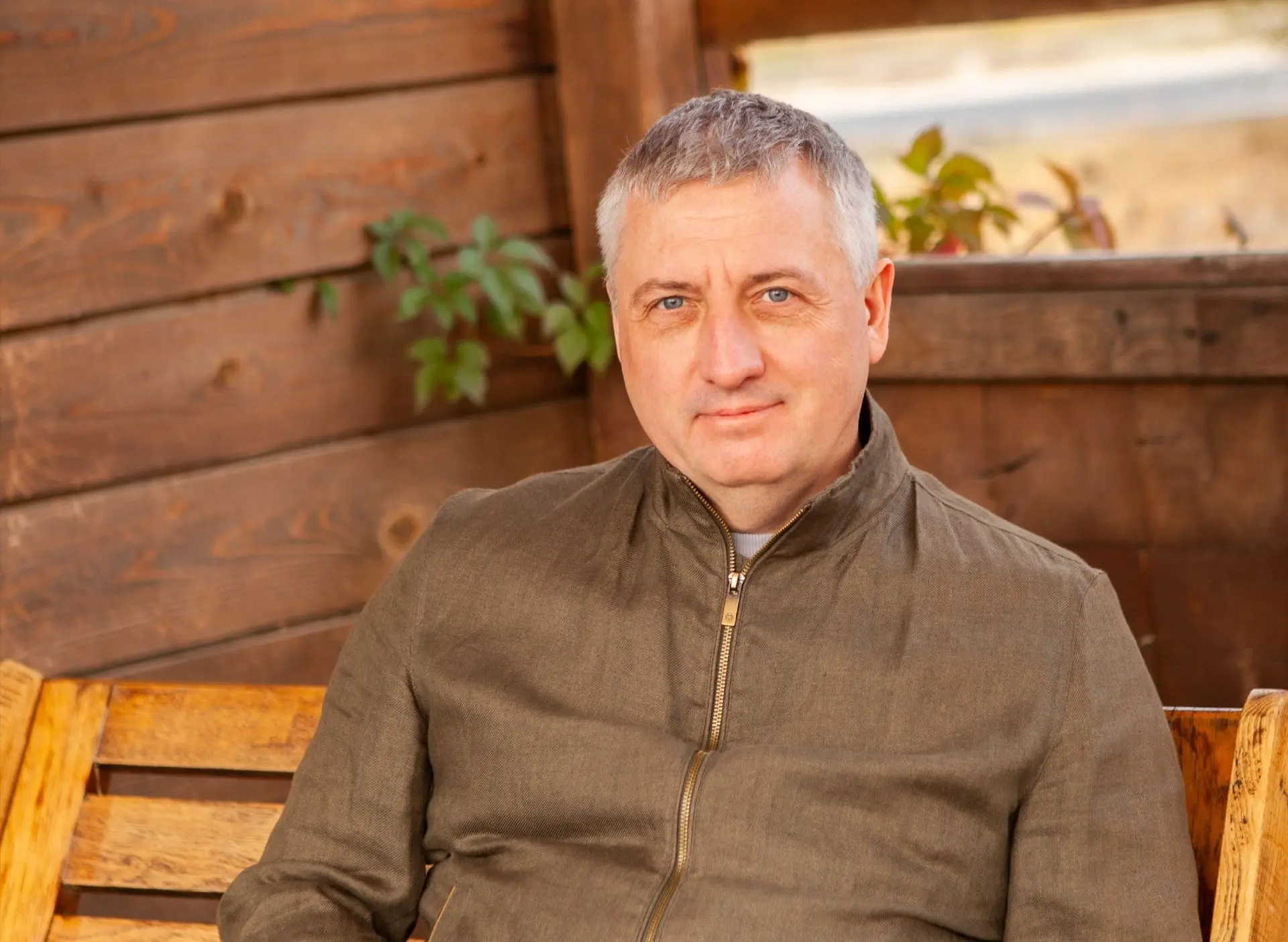 С Покровом! Мира, добра и светлой защиты всем нам.