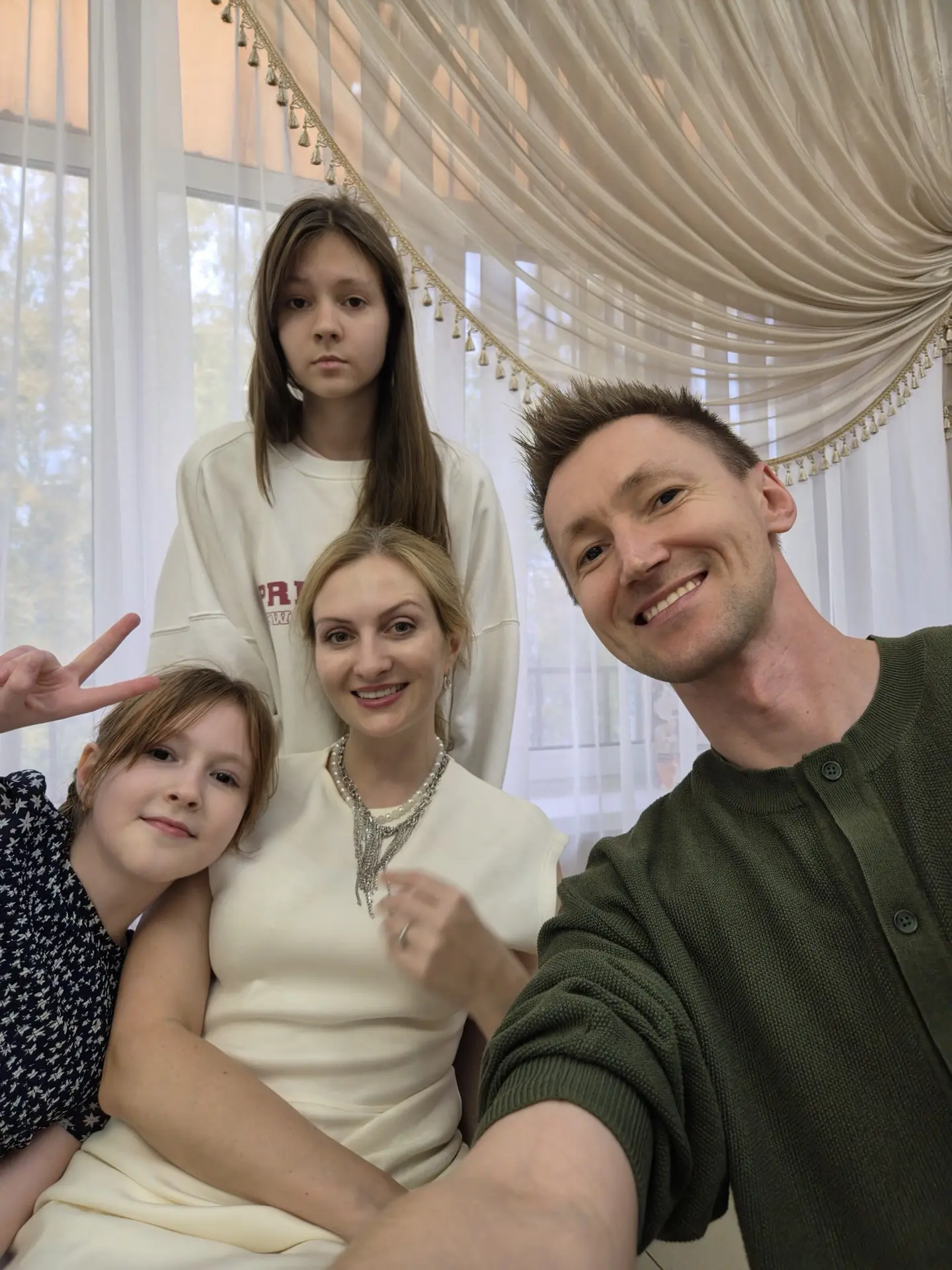 Если бы я знала, что буду так счастлива, я бы вышла за Константина замуж еще на втором ...