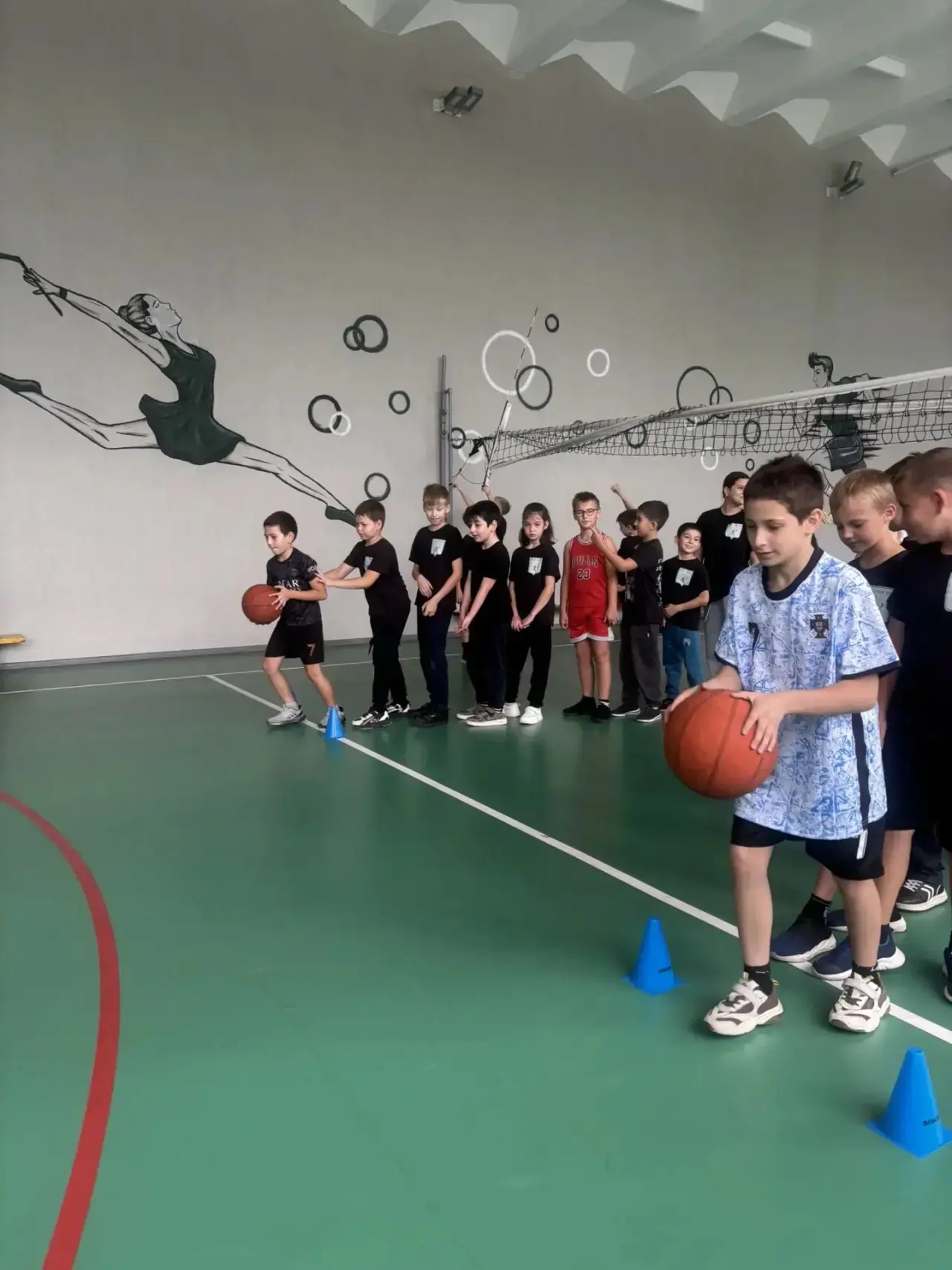 🏆⚡️ «Молния» vs «Орлы»: Спортивный праздник в преддверии Дня отца!