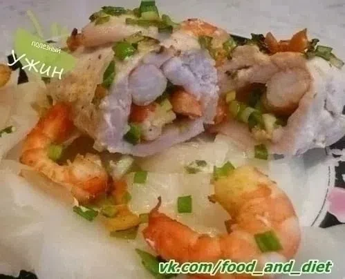 Куриные рулетики с креветками