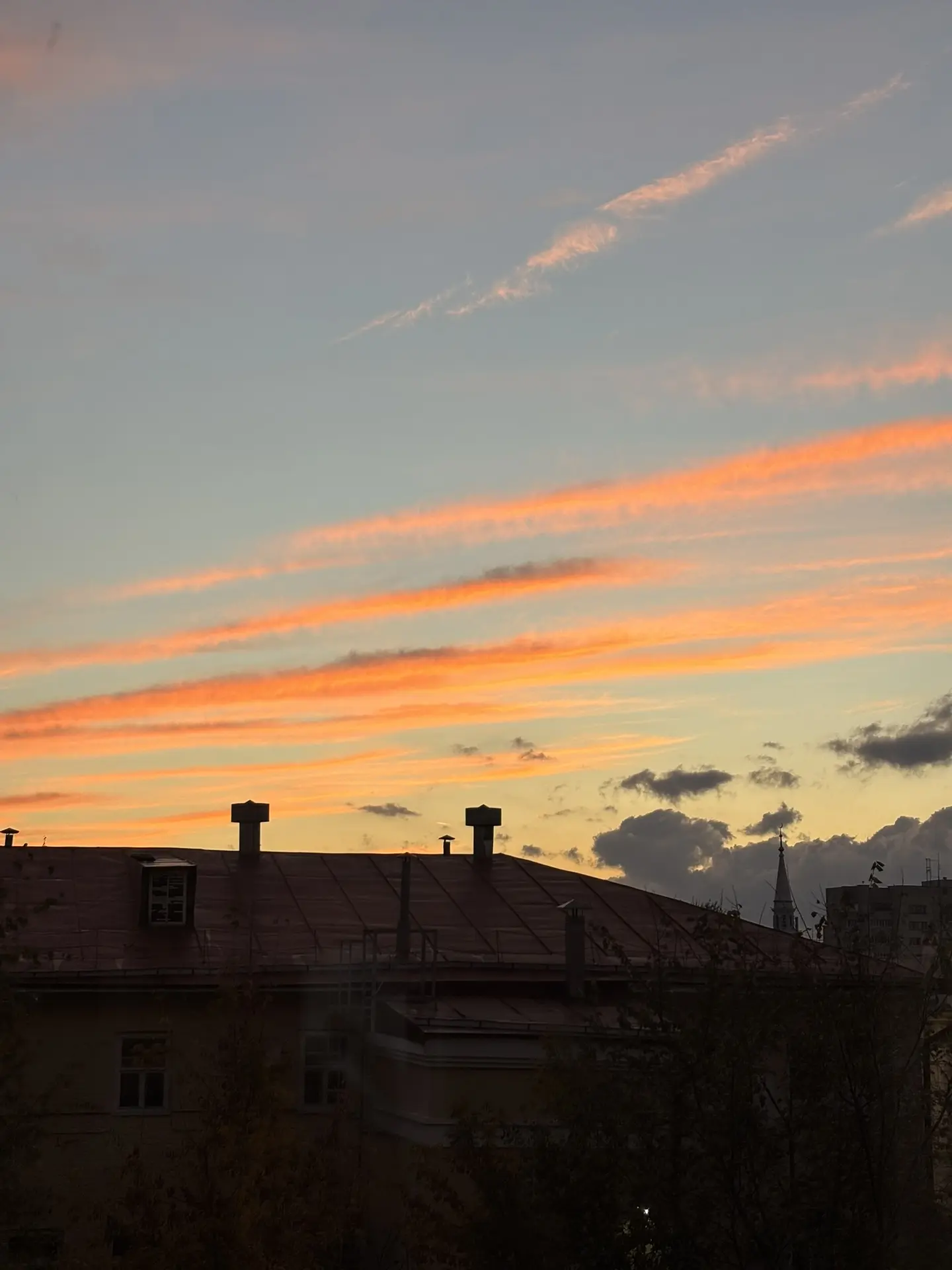 Посмотрите какой красивый закат сегодня в Казани😍
